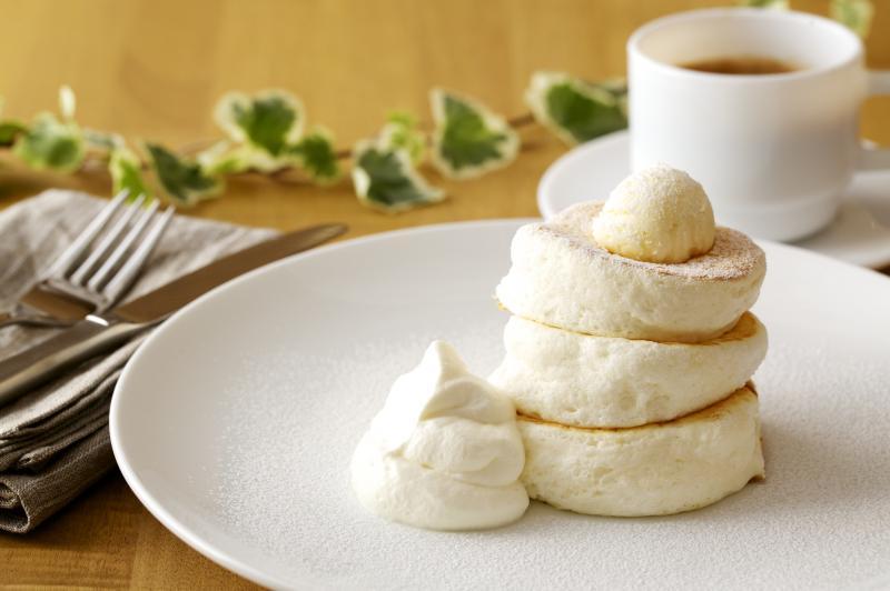 招牌松饼具有湿润绵密的口感。（Gram提供照片）