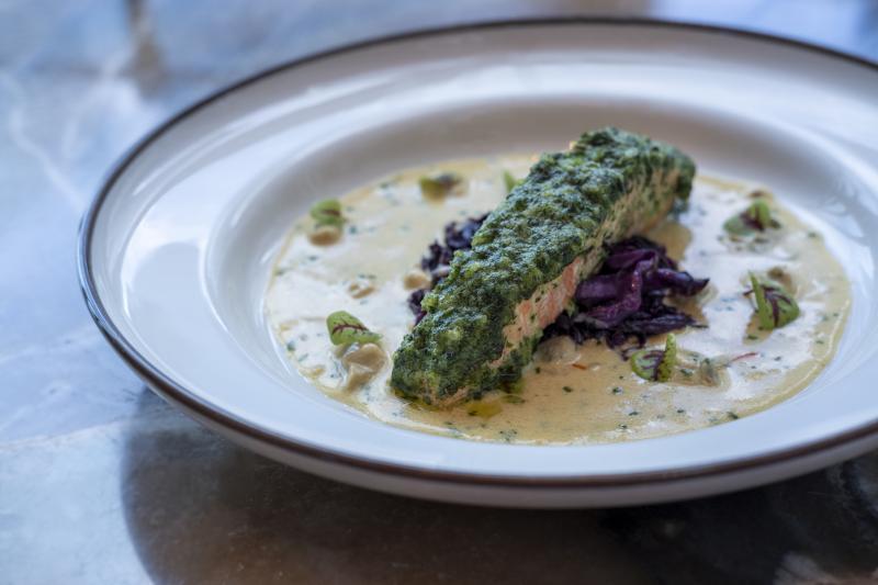 新西兰帝王三文鱼，熟度刚刚好，十分软嫩。