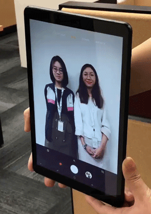 Hand gesture to take photo