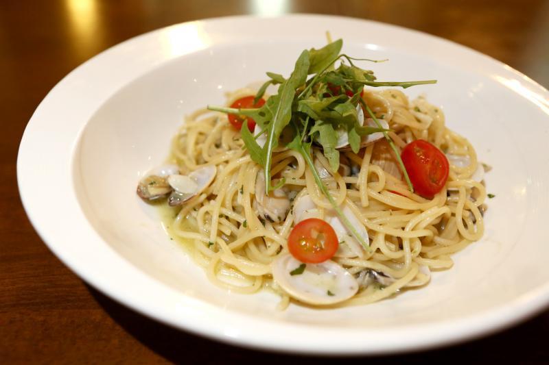 香蒜白酒蛤蜊意大利面。