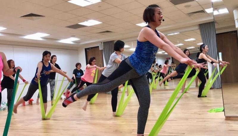 洁丝汀娜教导Bbarreless。(受访者提供)