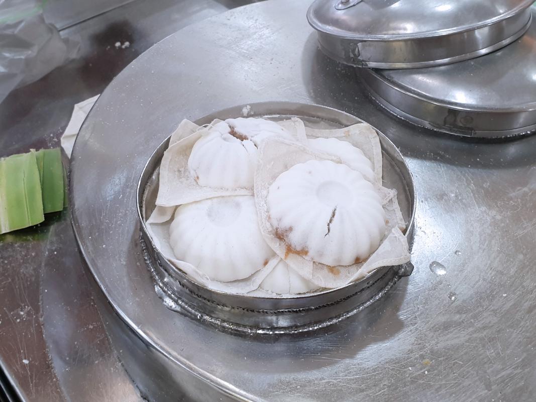 女皇道老陈嘟嘟糕 - Queenstown Lau Tan Tutu Kueh