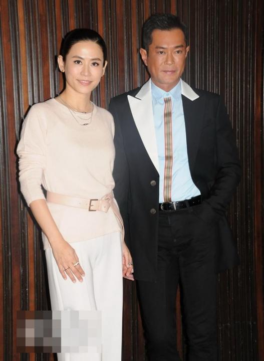 xuan_xuan_gu_tian_le_jiang_zai_he_zuo_pai_xi_.__Medium.jpg