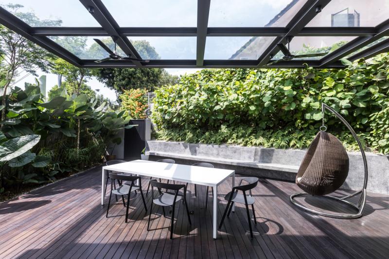 采光十足的庭院。