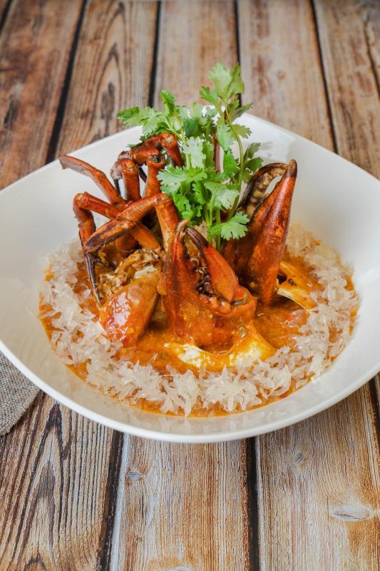 蓝莲花招牌菜辣椒柚子螃蟹。