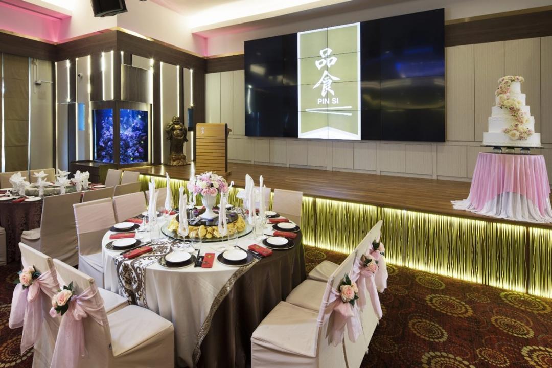 “品食之家”楼面宽敞,装潢华丽。(图/受访者提供)