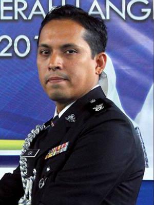 langkawi_district_police_chief_supt_mohd_iqbal_ibrahim_Small.jpg