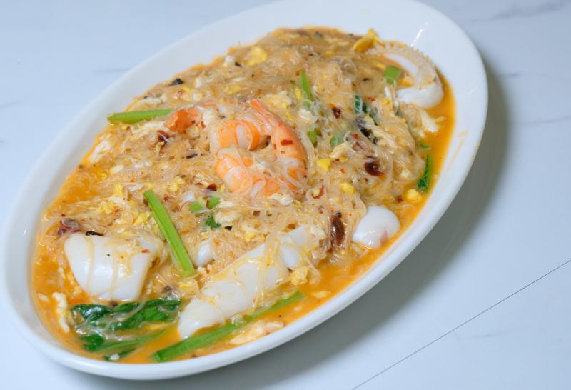 麻辣白米粉,深受食客喜爱。目前只在新达城的分店独家推出。