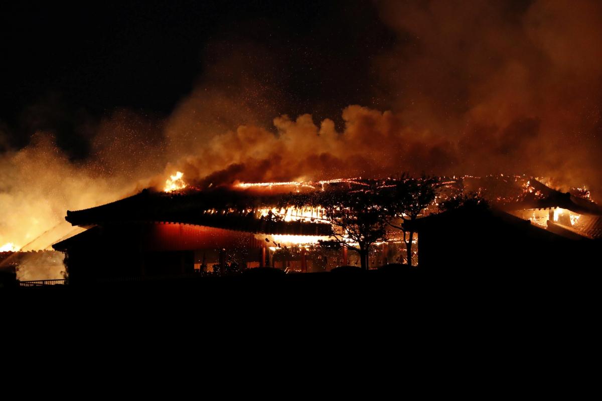 20191120_news_castlefire_Large.jpg