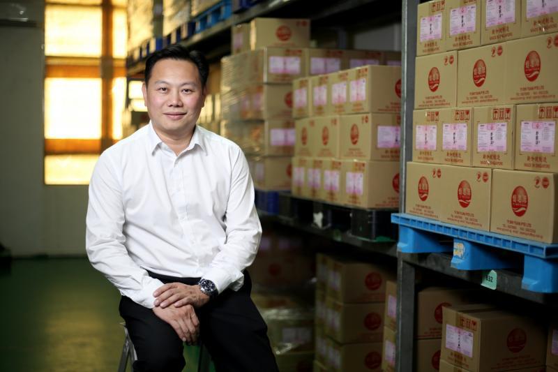 家人是张竣杰强大的后盾，让他勇于面对和克服艰辛挑战。