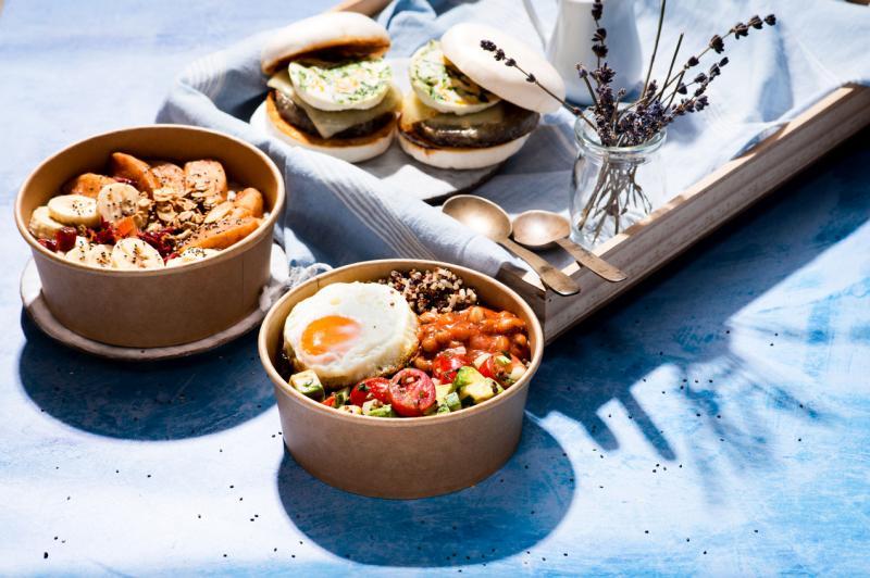 Heybo为上班族准备的早餐,有以鸡蛋为主的“Breakfast Bos”和暖热麦片粥。