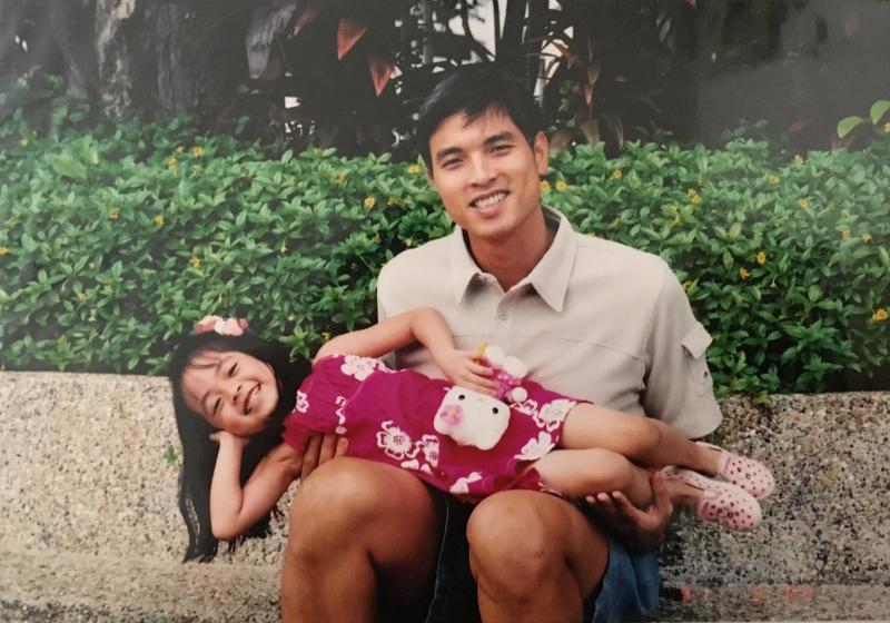 杨升喜和杨蒨蕾父女感情极好。(受访者提供)