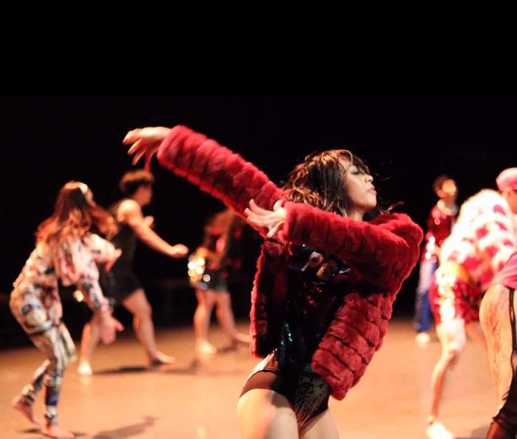 杨蒨蕾参与演出“Passages”现代芭蕾专场中的作品《家庭重聚》。(Nanase Tanaka摄)