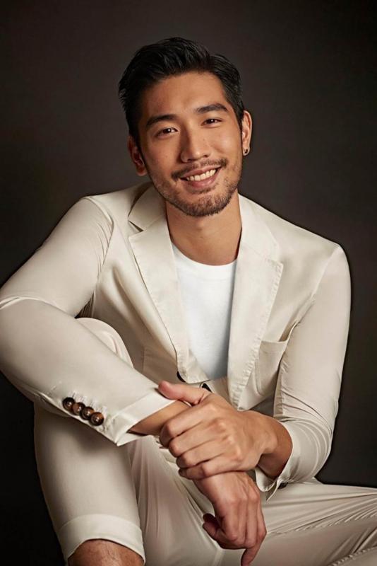 35岁台湾艺人高以翔在中国大陆录制浙江卫视节目《追我吧》时猝死。