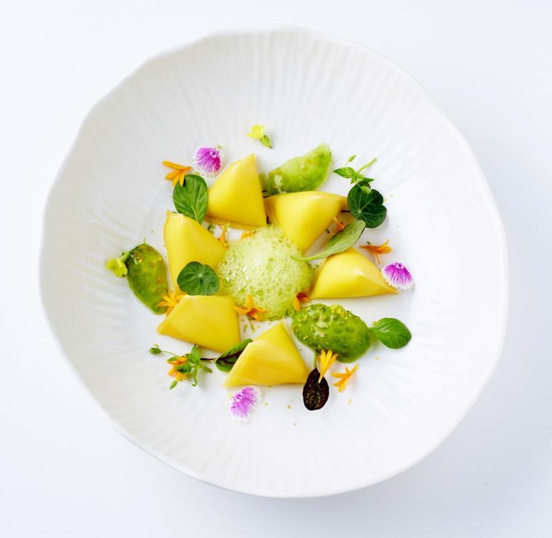 法国知名大厨安妮索菲·皮克La Dame de Pic餐馆的招牌意大利三角饺。(档案照)