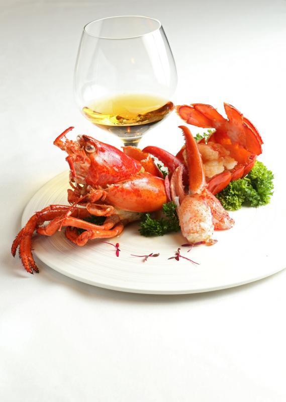 威士忌烩波士顿龙虾。
