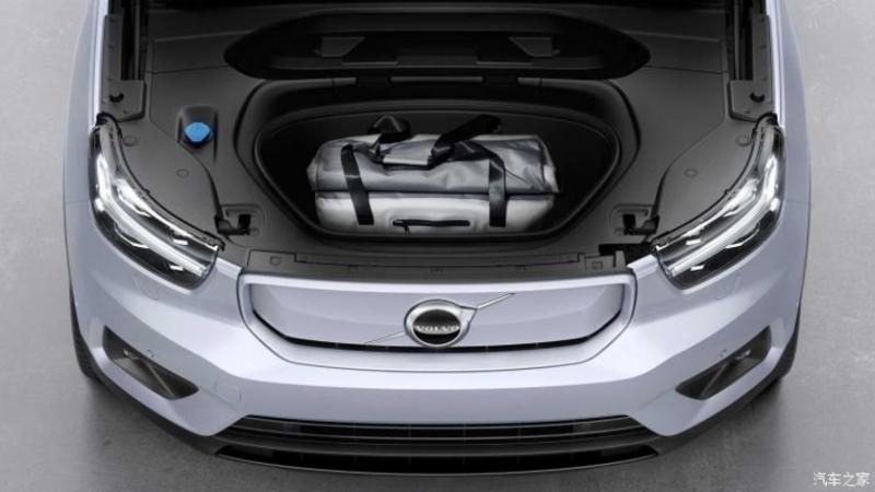 沃尔沃电动版XC40的电池组容量为78kWh，WLTP续航里程可达400km。