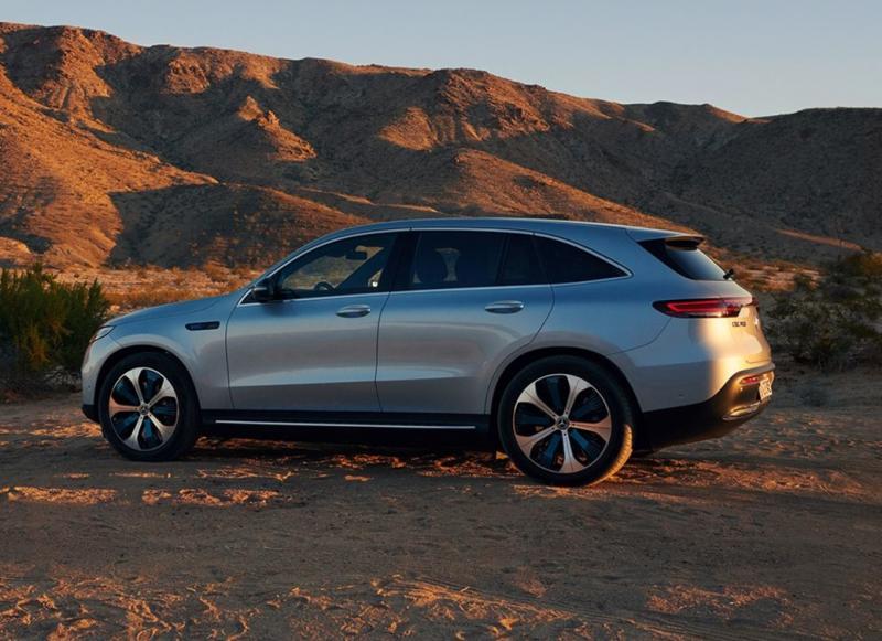 马赛地EQC搭载80kWh锂离子电池组，续航里程大约450公里。