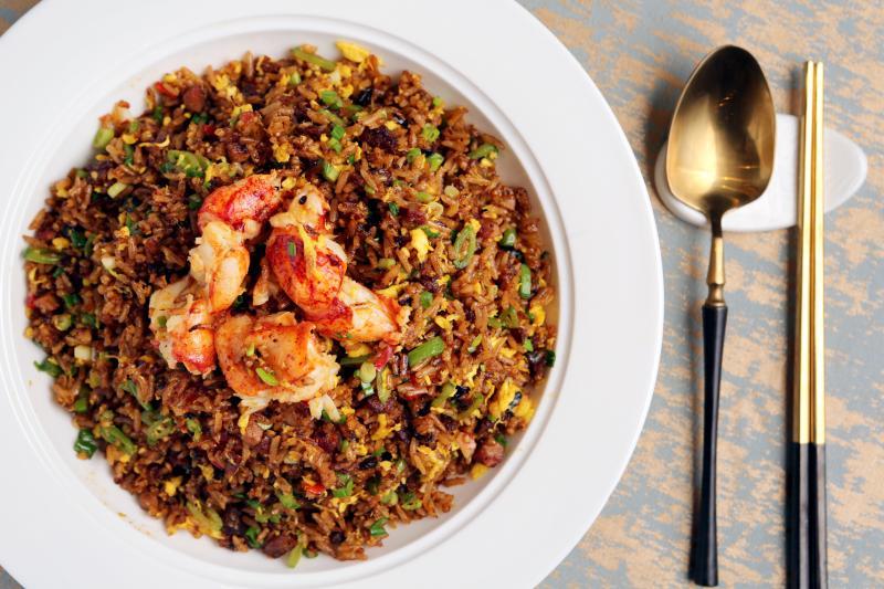 简捷明的招牌菜——魔鬼炒饭。