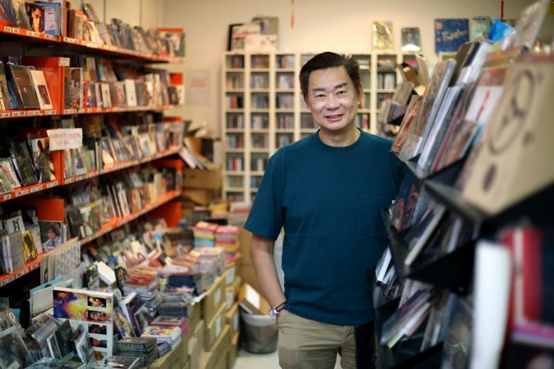 1994年在邵氏大厦开设至今的梦田音乐广场,是欧伟毅对华语CD流行文化的坚持和努力。