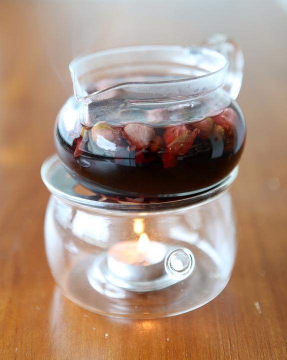 come n live roselle tea.jpg