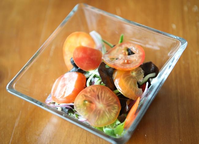 come n live salad.jpg