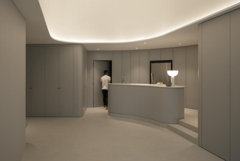 芝麻开门，这扇门背后是湿厨房。