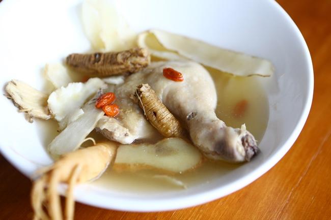 come n live ginseng chic.jpg