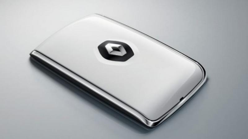 如名片般大小的扁平车匙。