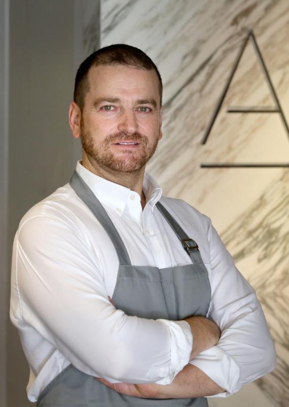 名厨德维托说,冠病疫情所带来的危机成了推动力,去开拓新的餐饮项目。(档案照)