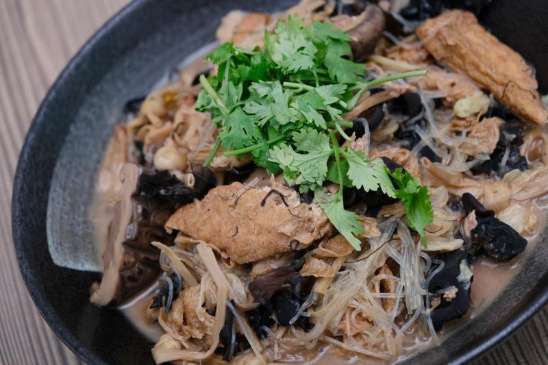 陈美燕过年必吃的年菜罗汉斋。