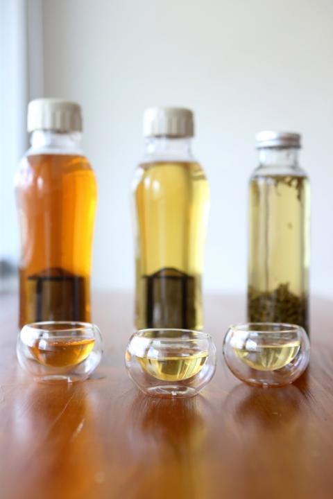 come n live cold brew tea.jpg