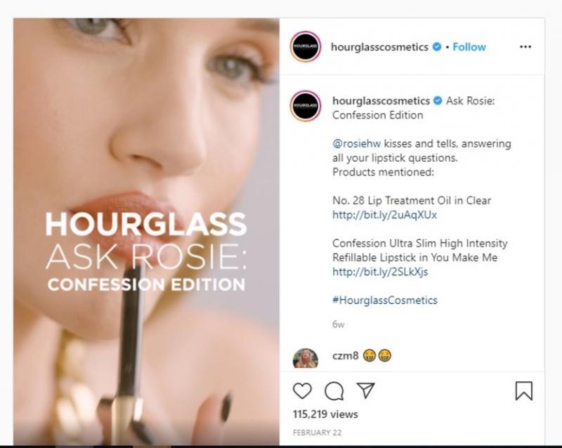 美国彩妆品牌Hourglass Cosmetics的明星妆容视频,如名模Rosie Huntington-Whiteley在视频里做各类分享。(互联网)