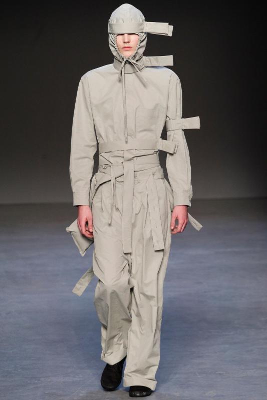 Craig Green的工装风设计。