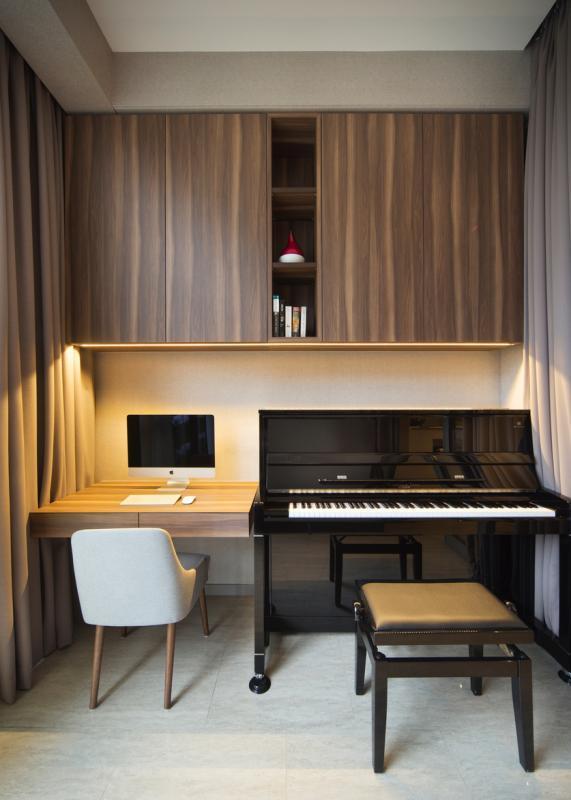 颜雪荔鼓励设置“角落办公室”,善用室内鸡肋区块。