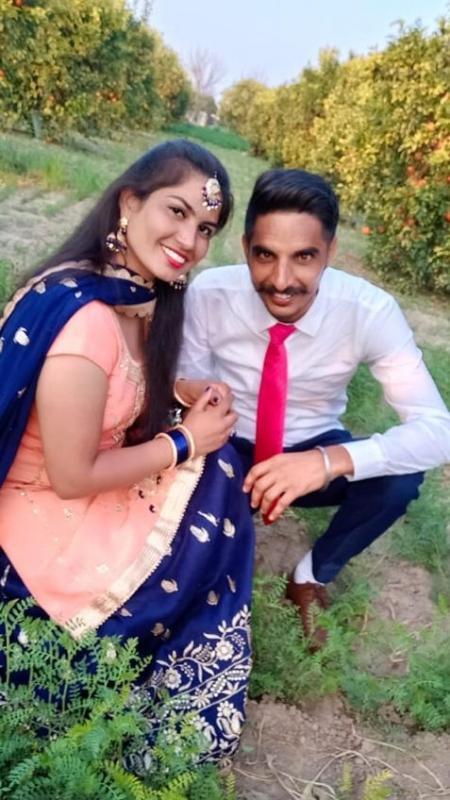 沙杜库迪星和妻子都在新加坡工作。（受访者提供照片）