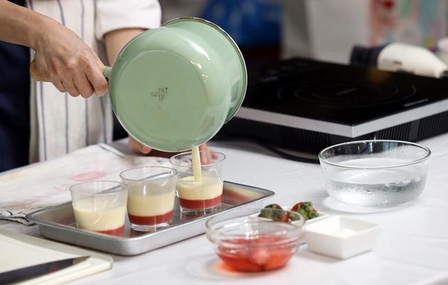 comenlive_wk17_cooking2.jpg