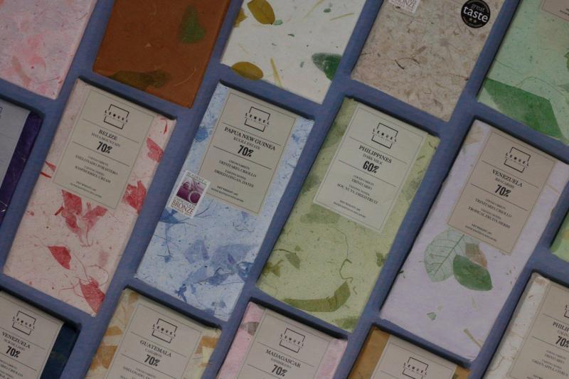 Lemuel Chocolate的单品黑巧克力排块风味各异。（受访者提供）