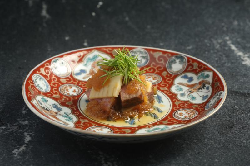 日式炭烤牛肉。