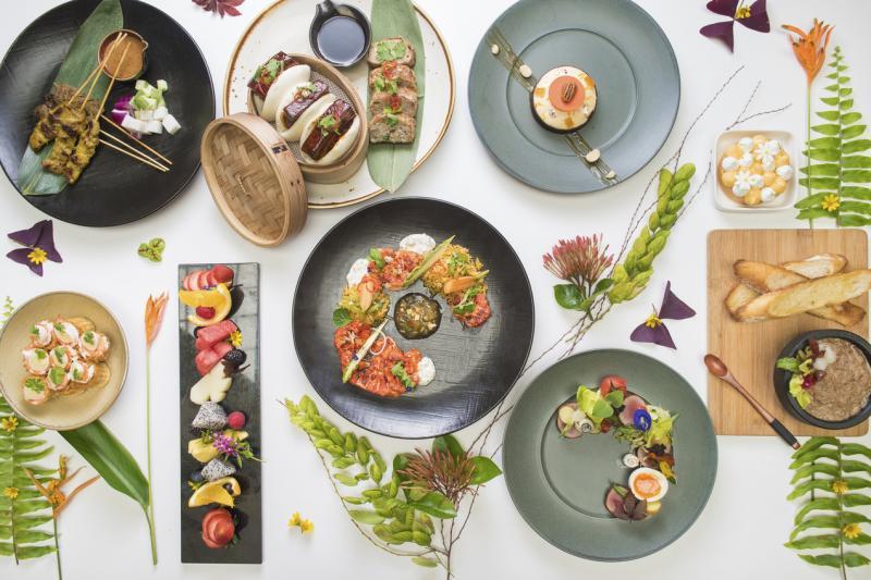 新加坡富丽敦酒店外卖送餐菜单,选择丰富。