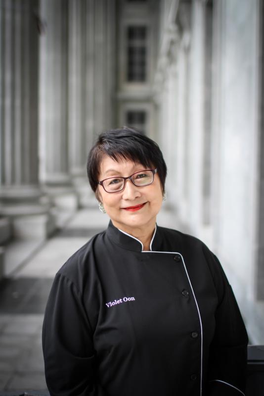 本地美食家温美玉保留传统娘惹菜肴风味。