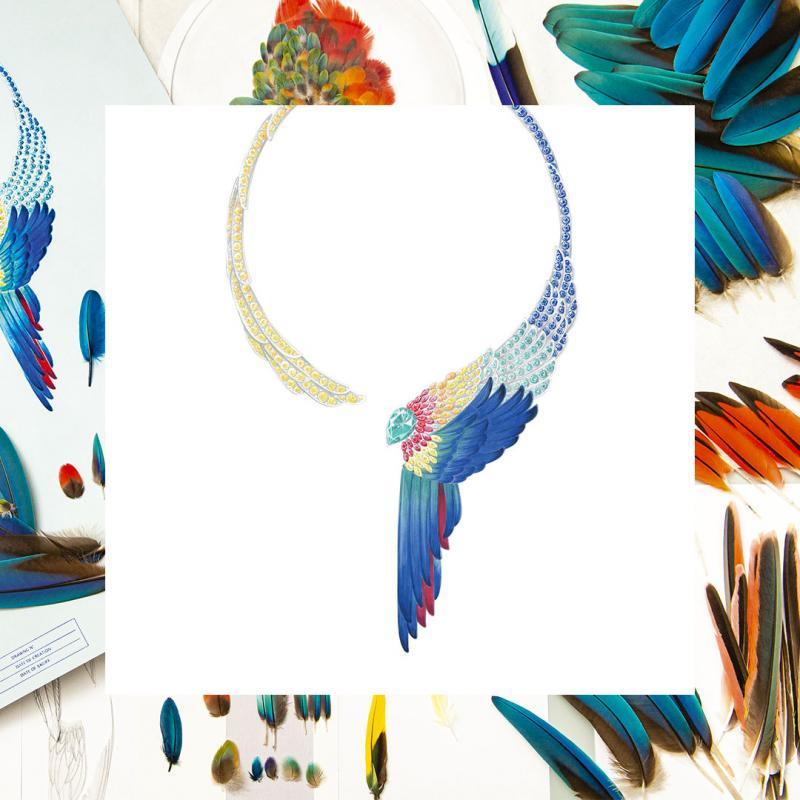 Majestic Plumage主题项链正中央是一颗极为独特且罕见的帕拉伊巴碧玺,重约7.49克拉,产自莫桑比克,其大小形状都堪称举世无双。