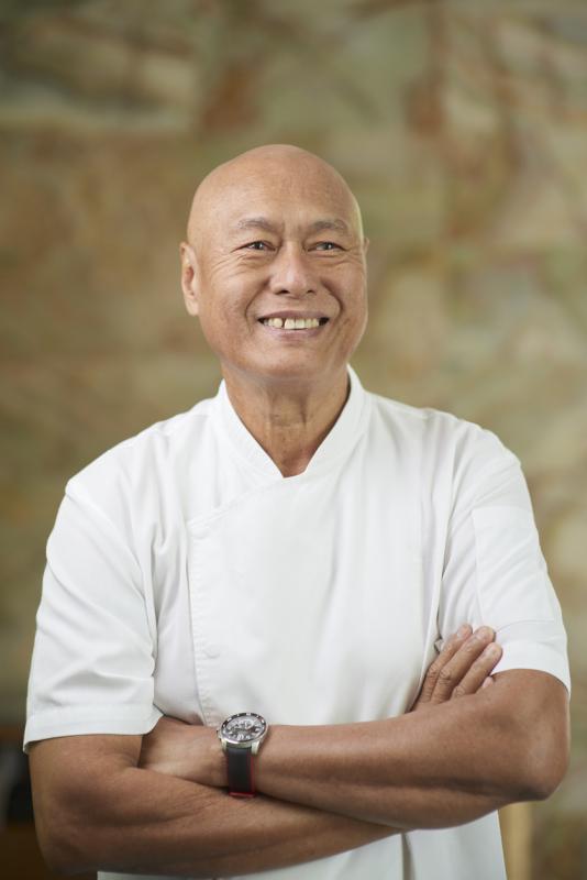 本地传统菜代表厨师之一迪希瓦。