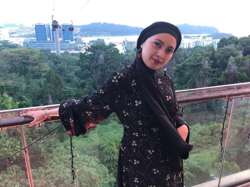 跨信仰青年组织IYC联合创办人迪安娜认为,通过彼此学习、探索、提问和发现,有助巩固新加坡同胞之间的关系。