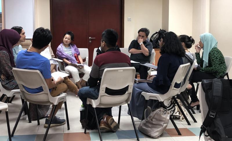 每个月举办的“经文辩读”会谈是IYC的主要活动之一,近期因受疫情影响而改在线上举行。