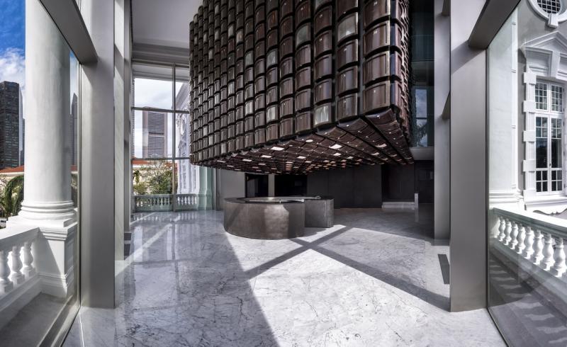 新加坡维多利亚旧剧院的座位回收后,用于新剧场的室内装饰。(Edward Hendricks摄)