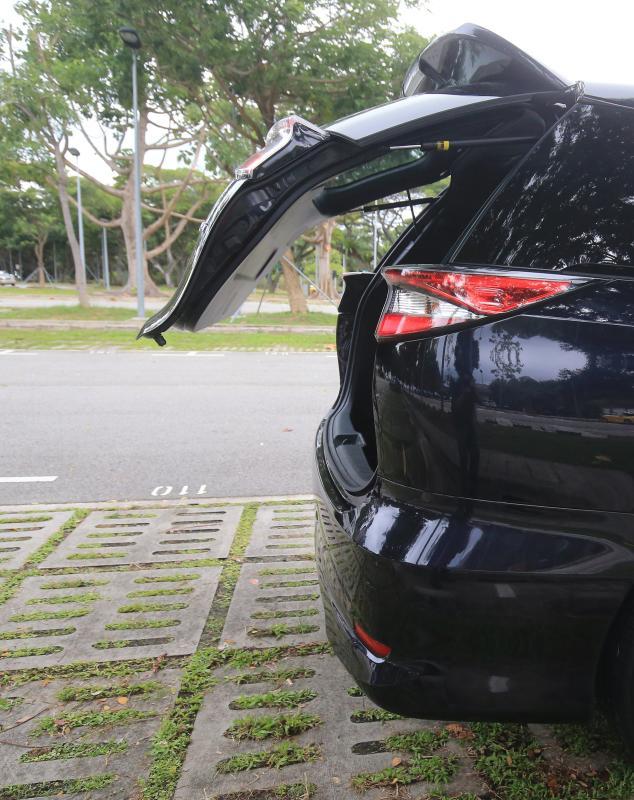 电动尾门是加分的设计。