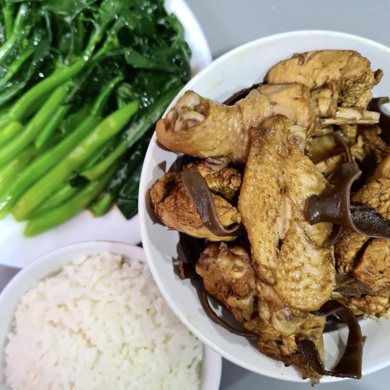 Mama J的月子餐实在也家常。