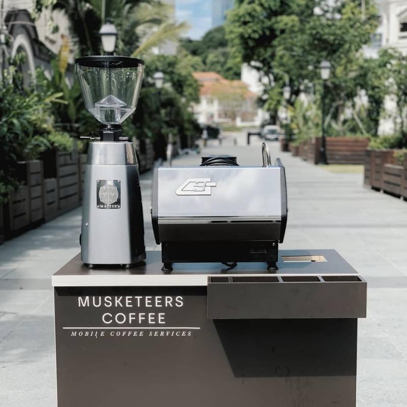 Musketeers Coffee的流动咖啡车。