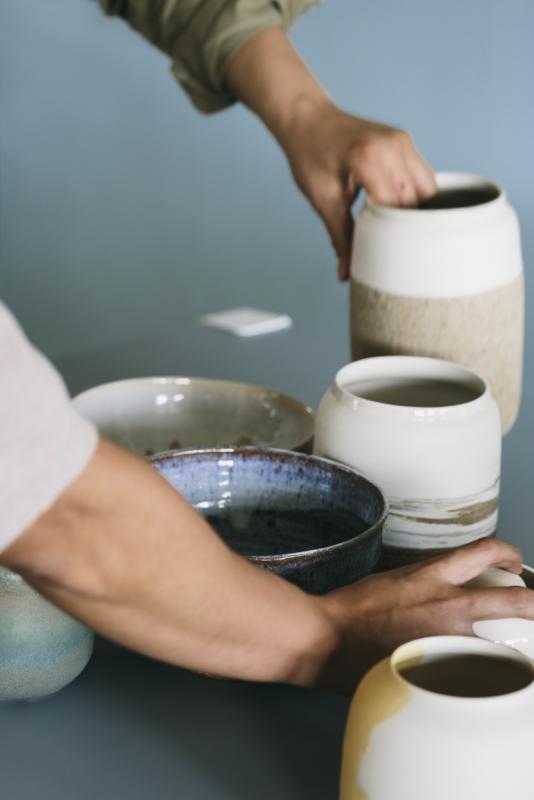 男主人的精美陶瓷器收藏。